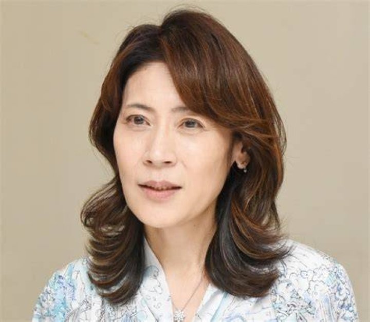 岩田明子 若い頃を調べるための手がかり
